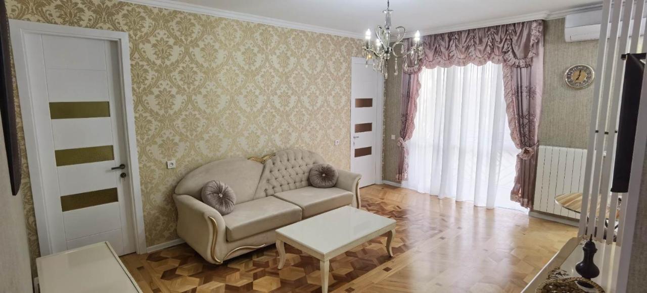 Nano'S Apartament-2 Kutaisi Ngoại thất bức ảnh