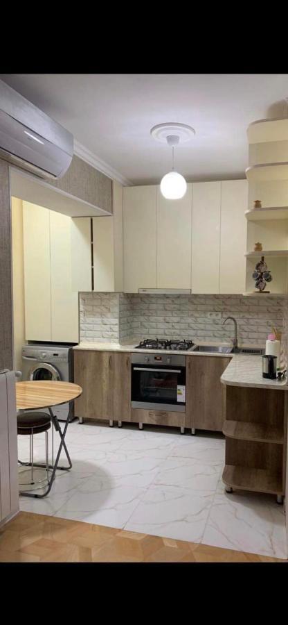 Nano'S Apartament-2 Kutaisi Ngoại thất bức ảnh
